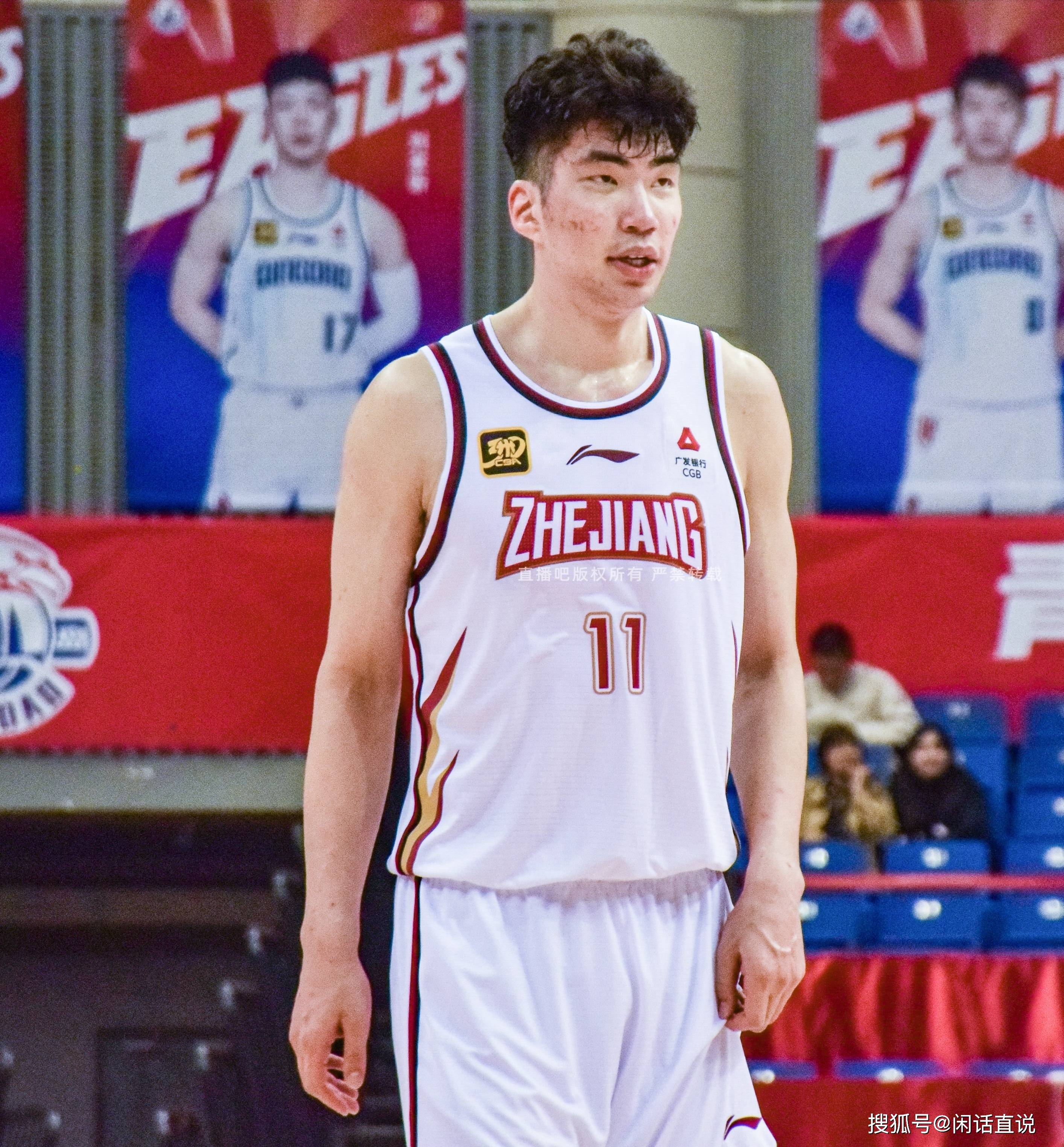 去年新秀二阵中锋今日面对杨瀚森11投仅1中