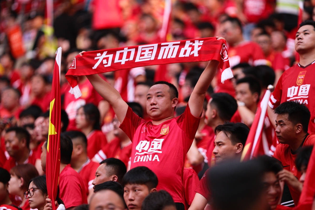 包含神秘25人名单星空体育揭晓，国足东亚杯梦之队即将启程！的词条